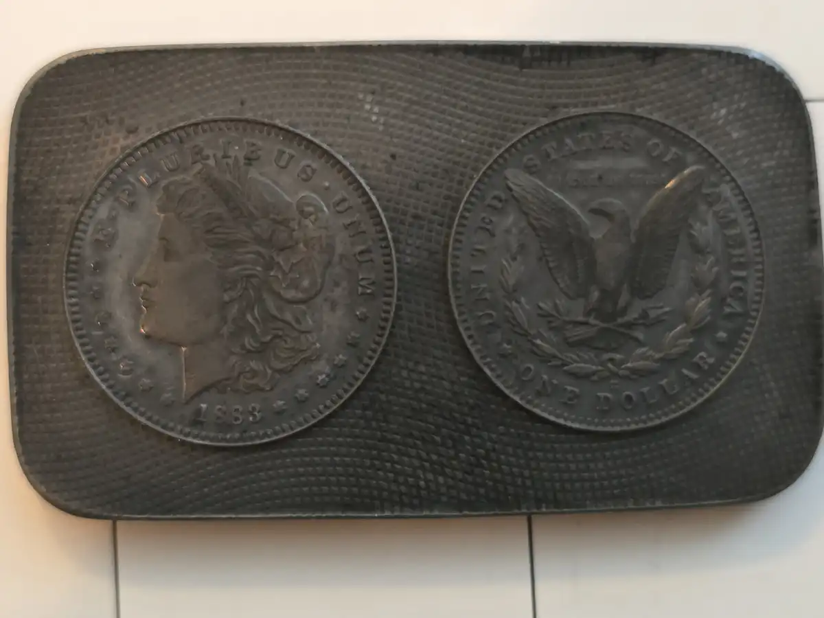 5-Oz-Silver-Nevada-City-Mint-Bar.-With-Obverse-&-Reverse-Of-CC-Morgan